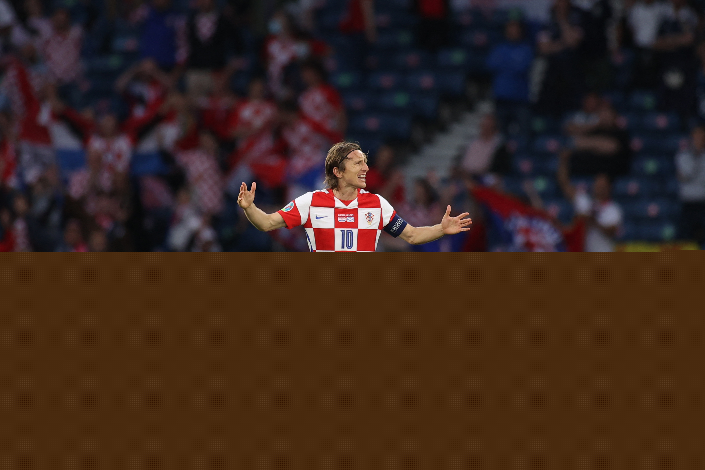 中超：北京国安3-2击败深圳队