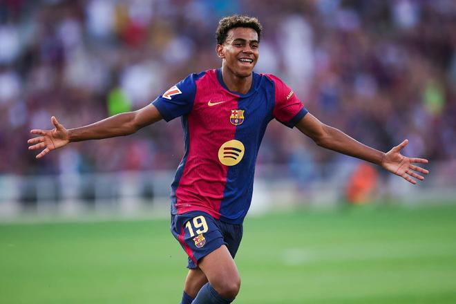 湖人新赛季连胜三场，团队配合显著提升